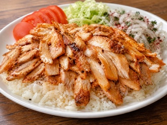 Pilav Üstü Tavuk Döner görseli