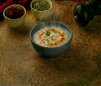 Şehriyeli Tavuk Suyu Çorbası görseli