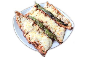 Gulutensiz Piliç Etli Kaşarlı Pide görseli