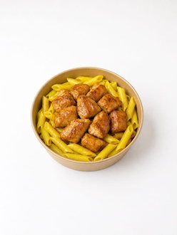 Makarna Üstü Acılı Cheddar Soslu Tavuk (Yeni Ürün) görseli