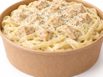 Chicken Alfredo Fettucine görseli