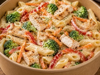 Kremalı Sebzeli Tavuklu Penne görseli