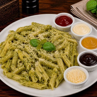 Pesto Soslu Makarna görseli