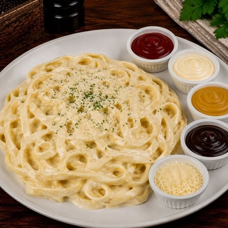 Fettuccine Alfredo görseli
