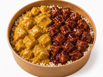 Köri Soslu & Barbekü Soslu Tavuklu Pilav görseli