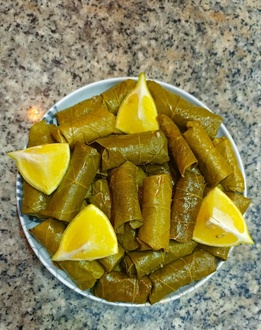 Zeytinyağlı Yaprak Sarma (500 Gr.) & Ayran Menü görseli