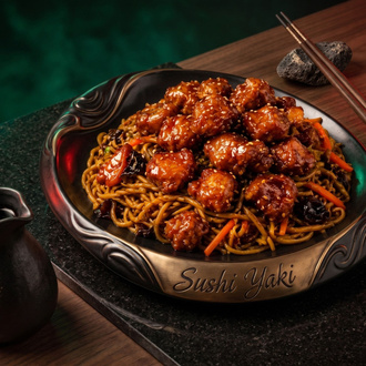 126- Sebzeli Noodle Üstü General Tso Tavuk görseli