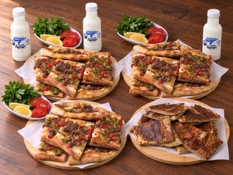 Tatlı Sonlu Cıvıklı Üçlü görseli